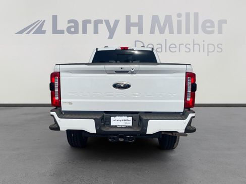 New 2026 Ford F350 Lariat w/ Black Appearance Package image 4
