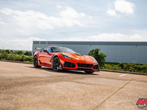 Used 2019 Chevrolet Corvette ZR1 RWD image 47