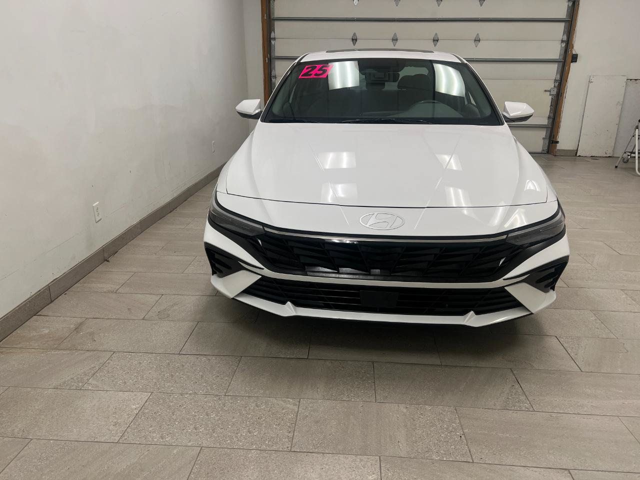 Used 2025 Hyundai Elantra SEL FWD image 18