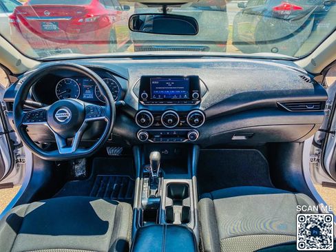 Used 2022 Nissan Sentra S image 14