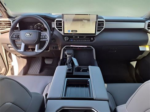 New 2025 Toyota Tundra Limited image 6