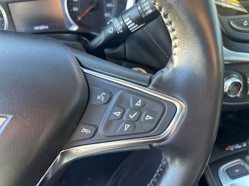 Used 2021 Chevrolet Equinox Premier image 4