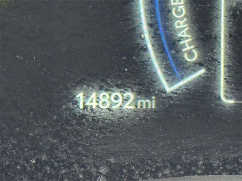 Used 2025 Toyota Camry SE image 13