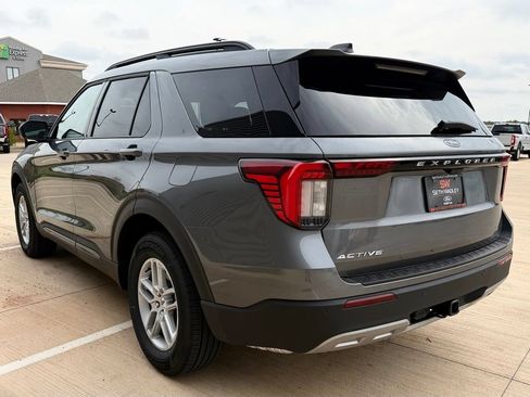 New 2026 Ford Explorer Active w/ Active Comfort Package RWD image 6