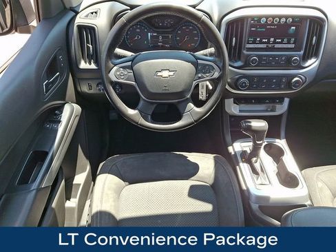 Used 2018 Chevrolet Colorado LT w/ LT Convenience Package AWD/4WD image 3