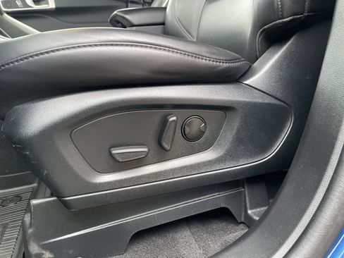 Certified 2023 Ford Explorer XLT w/ Equipment Group 202A image 14