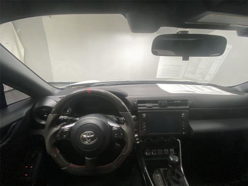 Used 2023 Toyota GR86 Premium w/ ALL Weather Mat Package (TMS) RWD image 29