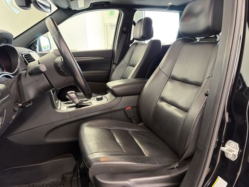 Used 2020 Jeep Grand Cherokee Limited AWD/4WD image 5