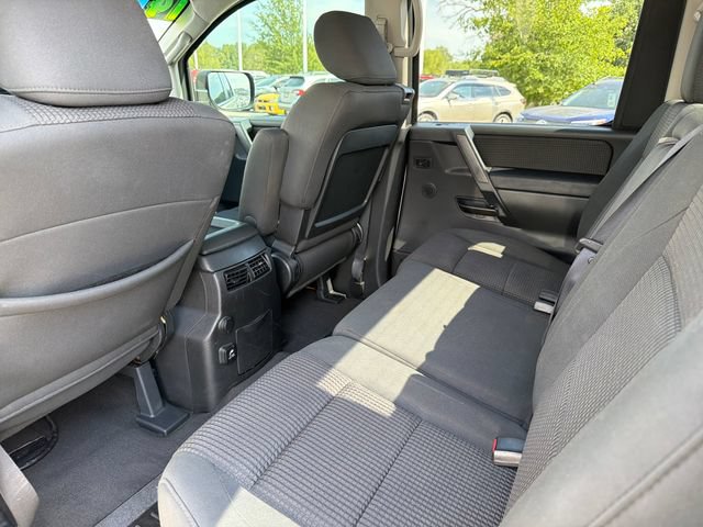 Used 2014 Nissan Titan SV w/ SV Value Truck Package AWD/4WD image 21