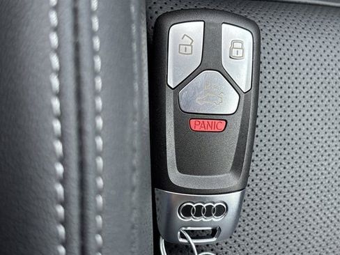 Used 2025 Audi Q5 2.0T Premium Plus w/ Premium Plus Package image 48