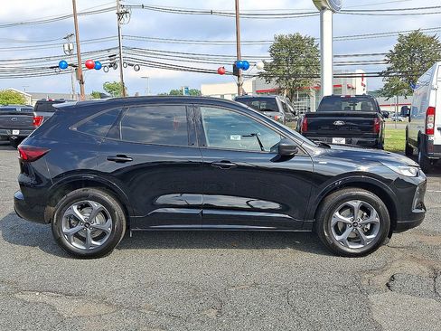 Certified 2024 Ford Escape ST-Line w/ Tech Pack #1 AWD/4WD image 32