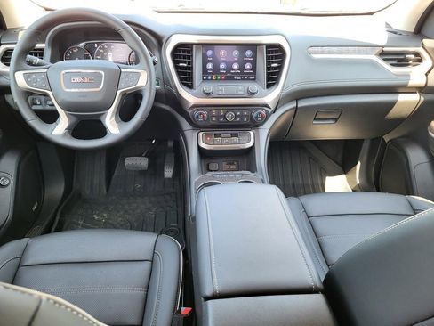 Used 2023 GMC Acadia Denali w/ Trailering Package image 17