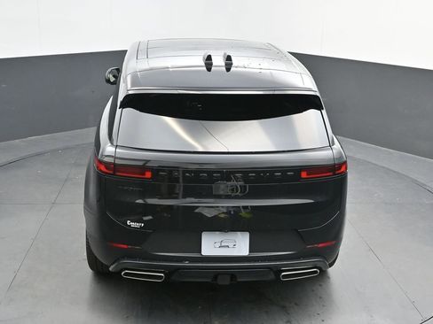 New 2026 Land Rover Range Rover Sport SE AWD/4WD image 30