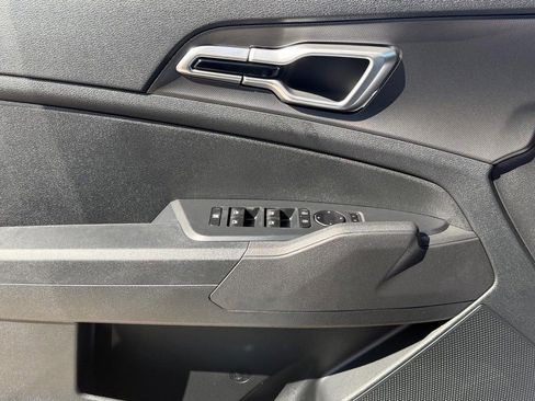 New 2026 Kia Sportage LX image 22