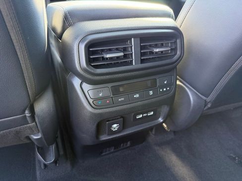 Used 2023 Honda Pilot Elite image 33