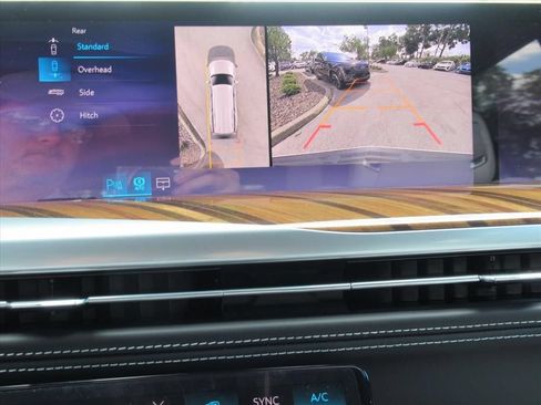 New 2026 Cadillac Escalade ESV Platinum Sport w/ LPO, ONYX Package AWD/4WD image 32