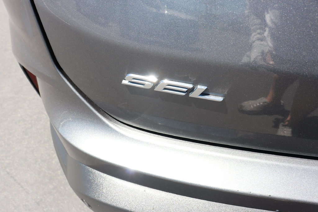 Used 2024 Ford Edge SEL AWD/4WD image 6