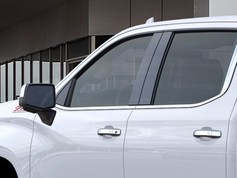 New 2026 Chevrolet Silverado 1500 LTZ w/ Z71 Off-Road Package AWD/4WD image 12