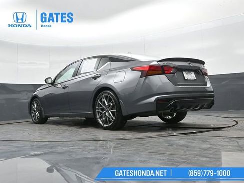 Used 2023 Nissan Altima 2.0 SR image 39