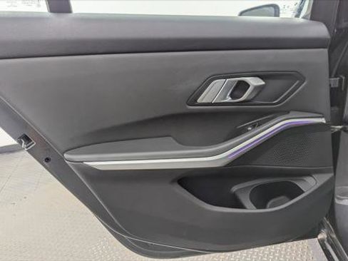 Used 2019 BMW 330i xDrive Sedan w/ Premium Package image 16