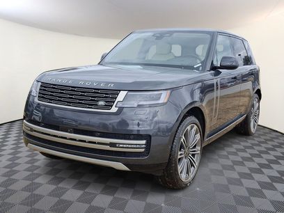 New 2025 Land Rover Range Rover SE