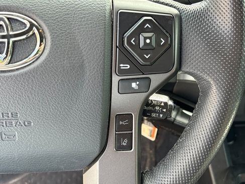 Used 2020 Toyota Tacoma TRD Off-Road image 20