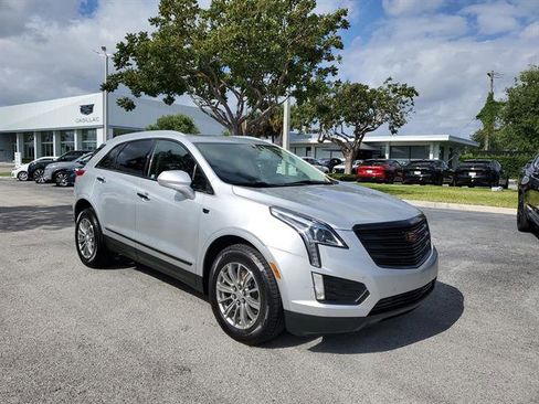 Used 2017 Cadillac XT5 Luxury FWD image 34