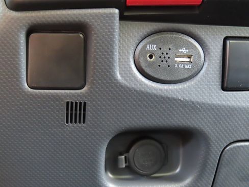 New 2024 Chevrolet Low Cab Forward image 8