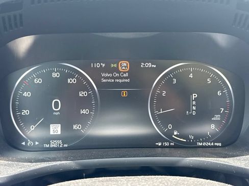 Used 2019 Volvo XC60 T5 Inscription w/ Protection Package AWD/4WD image 3