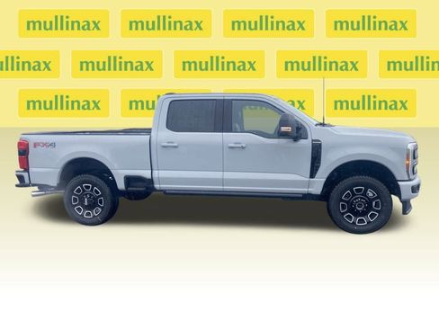 New 2026 Ford F350 Platinum w/ FX4 Off-Road Package image 2