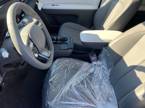 New 2026 Hyundai Ioniq 5 SEL AWD/4WD image 10