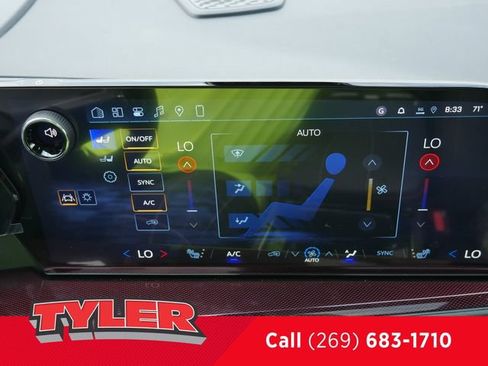 New 2026 Chevrolet Traverse Z71 w/ Enhanced Driving Package AWD/4WD image 54
