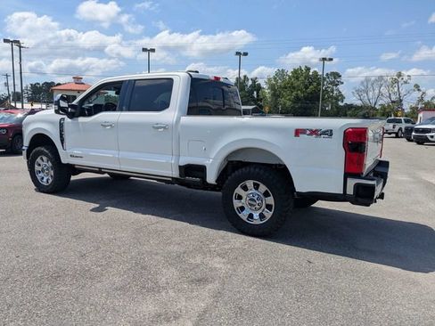 Used 2023 Ford F250 Lariat w/ Chrome Package AWD/4WD image 6