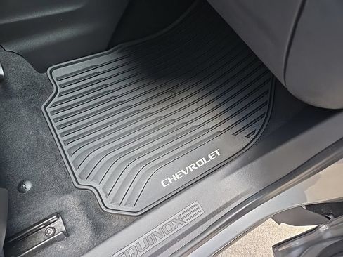 Used 2023 Chevrolet Equinox LS w/ LS Convenience Package FWD image 68