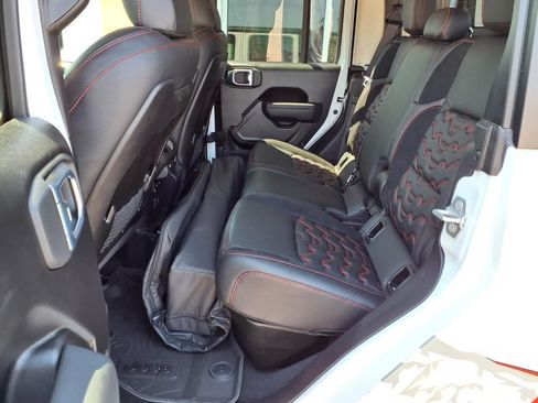 Used 2026 Jeep Gladiator Rubicon w/ Steel Power Dome Hood Package AWD/4WD image 25