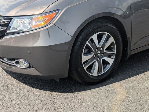 Used 2016 Honda Odyssey Touring image 9