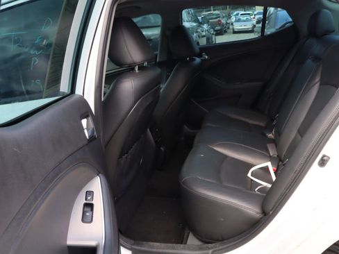 Used 2015 Kia Optima SX w/ SX Premium Technology Package FWD image 7