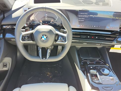 New 2026 BMW 530i w/ M Sport Package RWD image 28