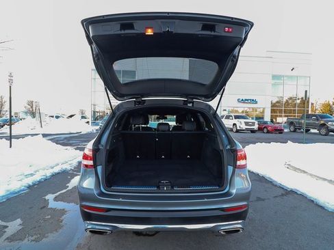 Used 2018 Mercedes-Benz GLC 300 4MATIC image 40