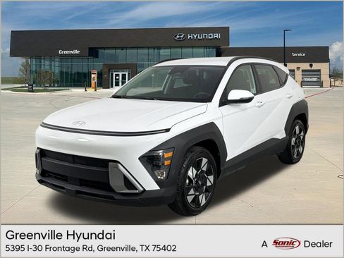 Used 2025 Hyundai Kona SEL image 1