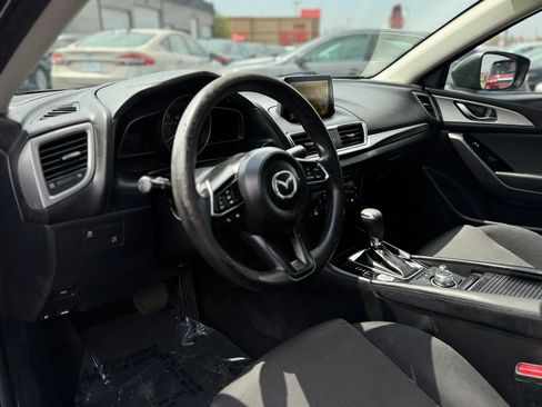 Used 2017 MAZDA MAZDA3 Sport FWD image 14