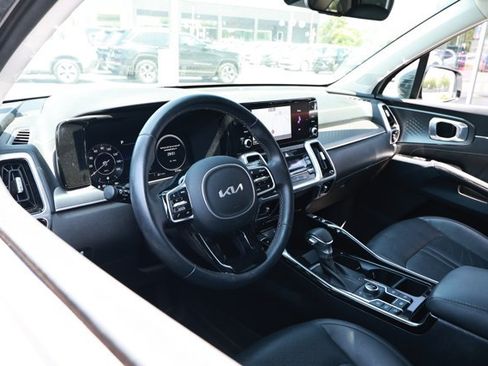 Used 2023 Kia Sorento SX AWD/4WD image 26