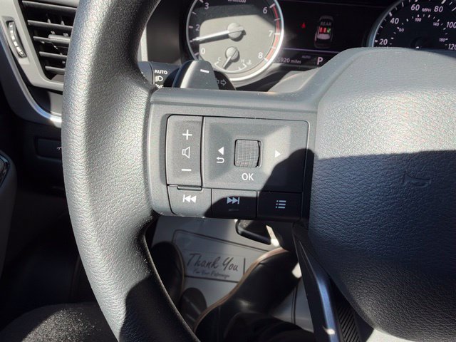 Used 2025 Nissan Rogue S AWD/4WD image 23