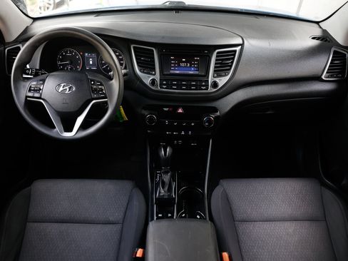 Used 2017 Hyundai Tucson SE w/ SE Popular Package 02 AWD/4WD image 2