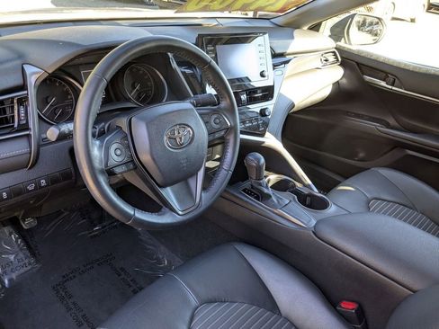 Used 2021 Toyota Camry SE w/ Convenience Package image 14