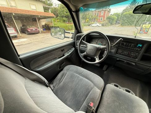 Used 2002 Chevrolet Silverado 2500 LS w/ Electrical Convenience Pkg RWD image 18