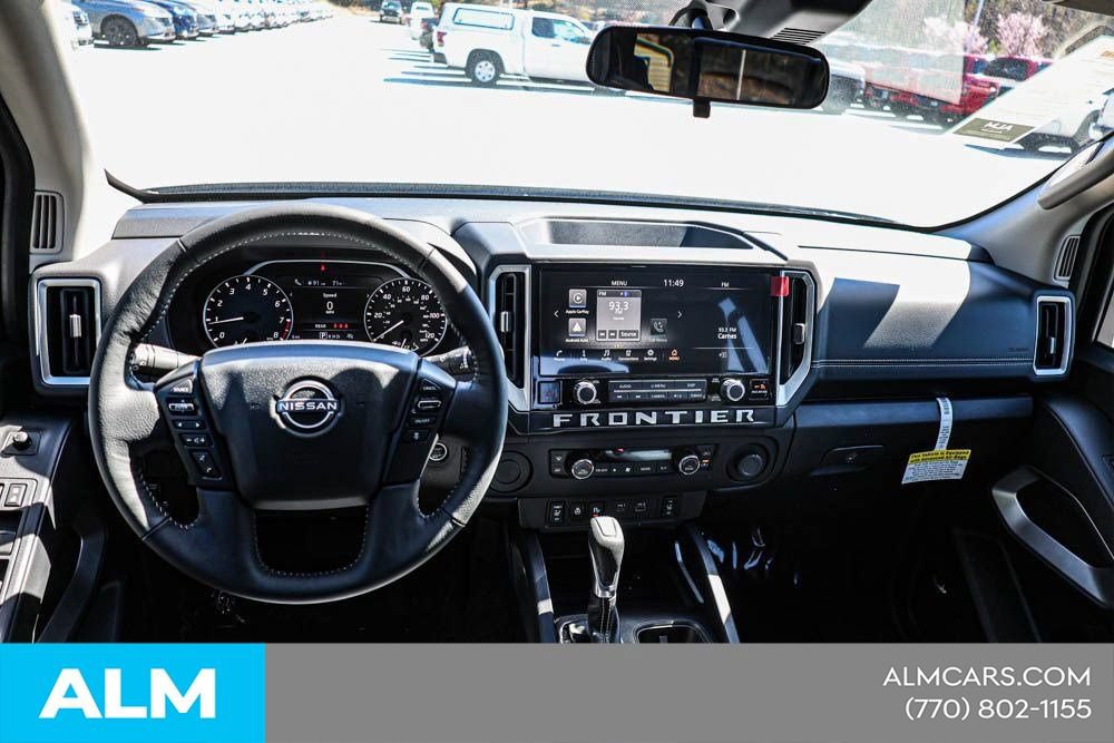 Certified 2025 Nissan Frontier SV w/ SV Convenience Package RWD image 25