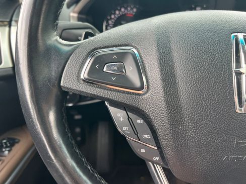 Used 2016 Lincoln MKZ w/ Equipment Group 300A Reserve FWD image 16