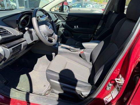 Used 2018 Subaru Crosstrek 2.0i image 7