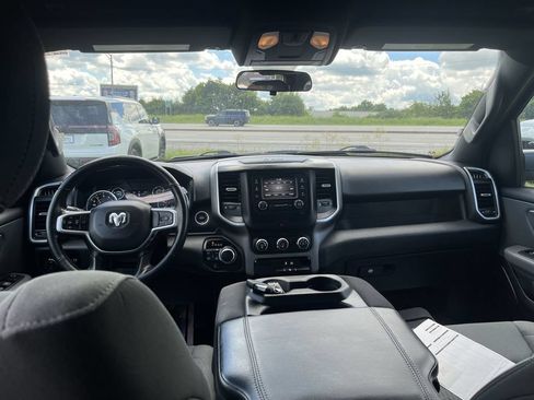 Used 2022 RAM 1500 Big Horn AWD/4WD image 10